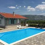 Дом отдыха Nature House